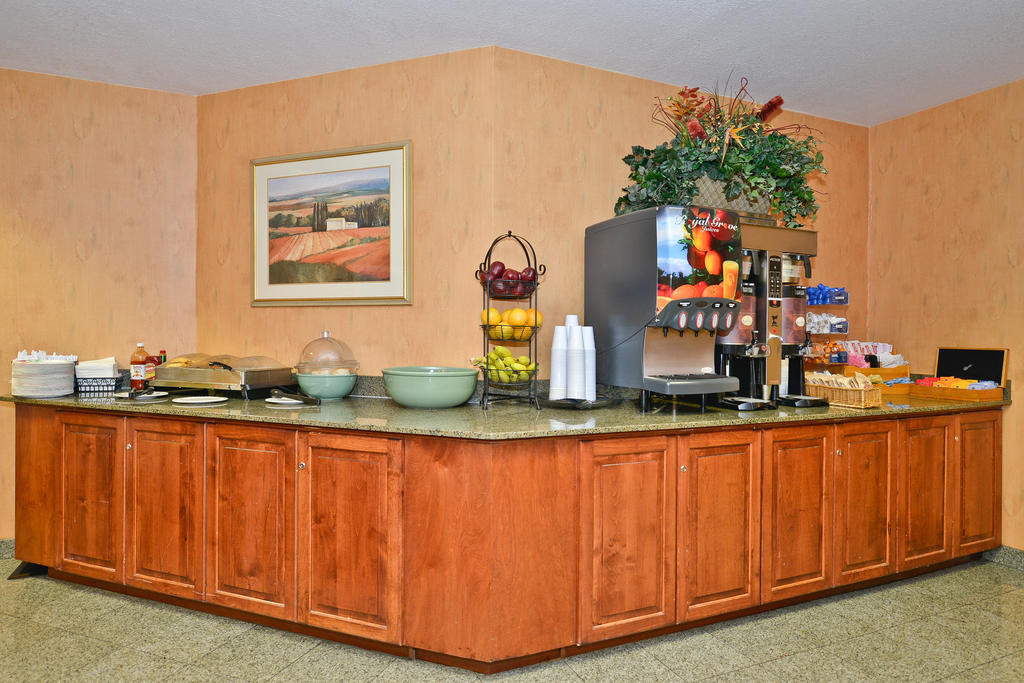 Ramada By Wyndham Kent Seattle Area Otel Dış mekan fotoğraf